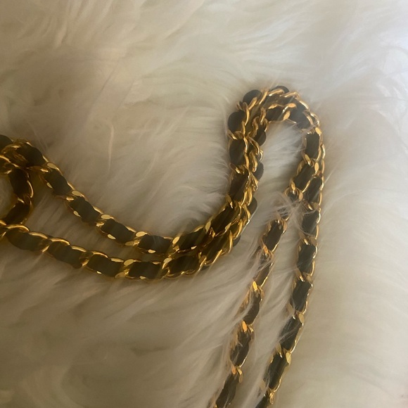 CHANEL Vintage Rare Blue satin evening bag Made in Italy - Picture 5 of 10